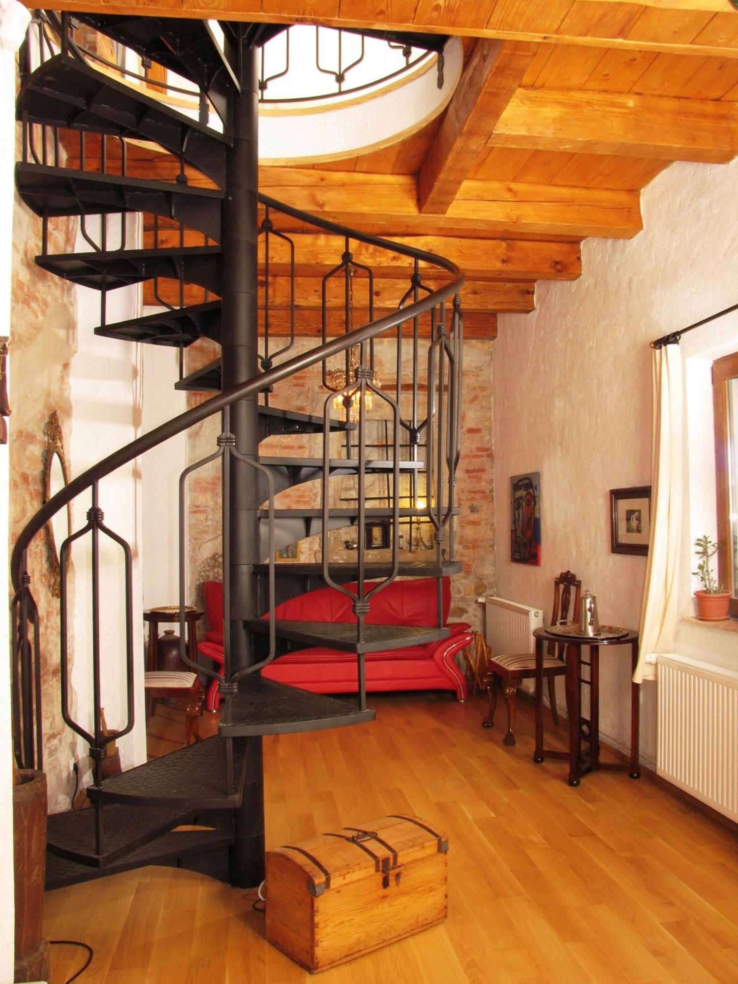 Casa Rozelor